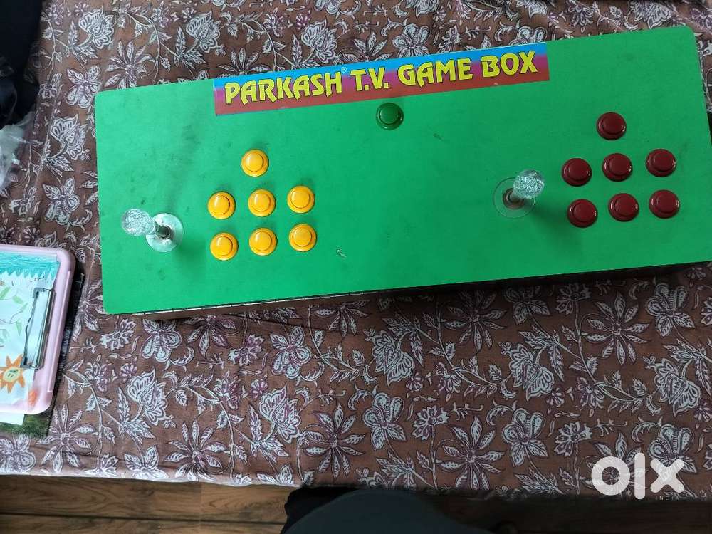 Video game pandora box with handle