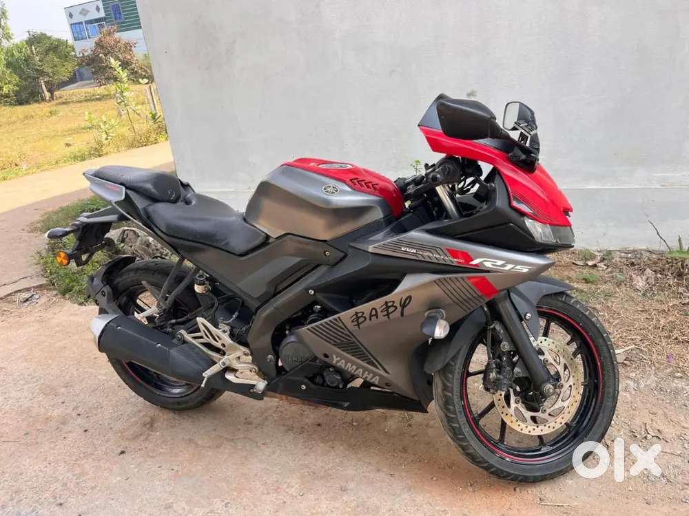 R15 with genuine showroom track condition
