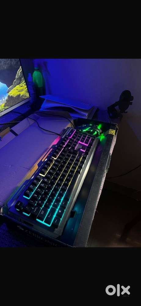 Extreme gaming pc+Projector