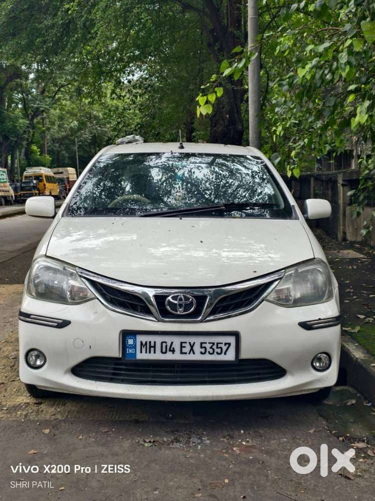 Toyota Etios 2010-2012 G, 2011, Petrol