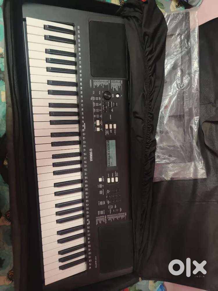 Yamaha PSR E373 pian