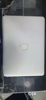 Apple MacBook