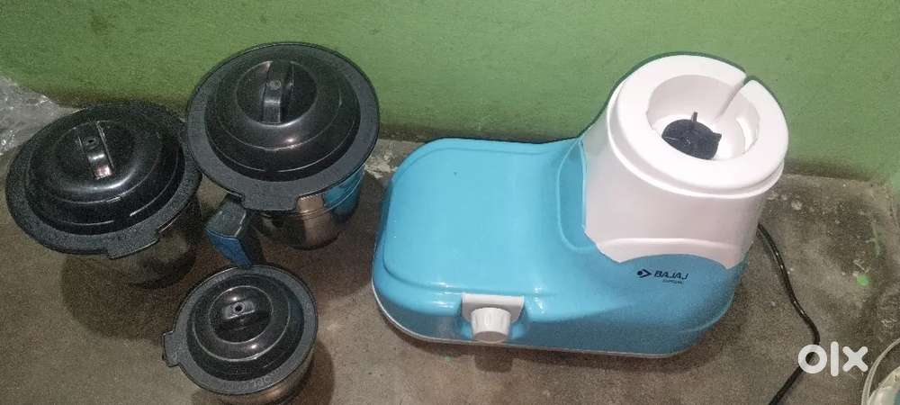 Bajaj 750 WATTS mixer grinder