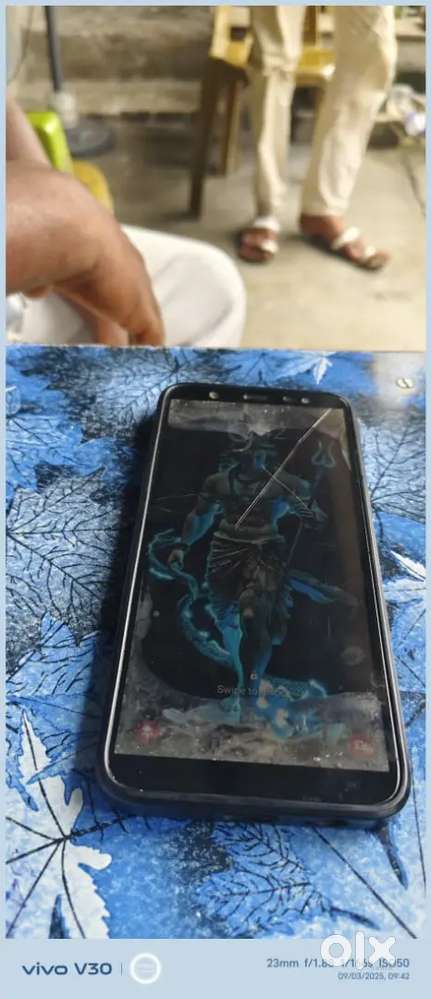 স্যামসুং গ্যালাক্সি J৮