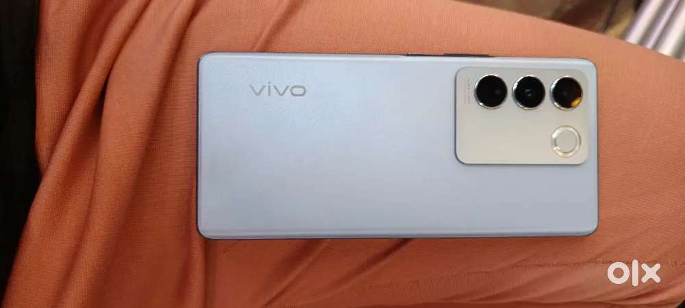Vivo v 27 (12/256)