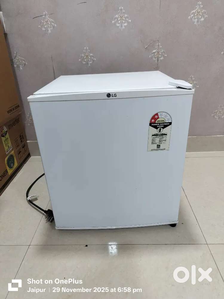 LG mini fridge 45 lit
