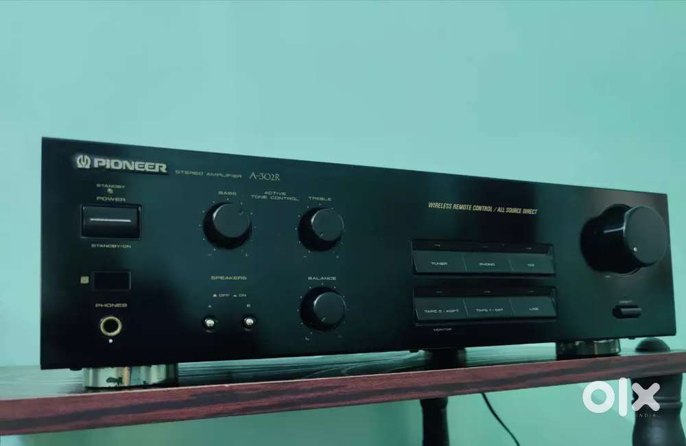 Pioneer A-302R

Stereo Integrated Amplifier