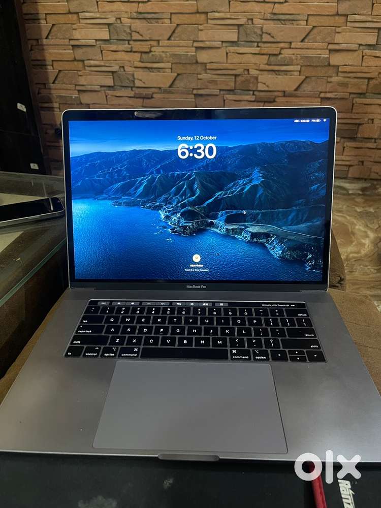 Macbook pro i7 32gb 256gb