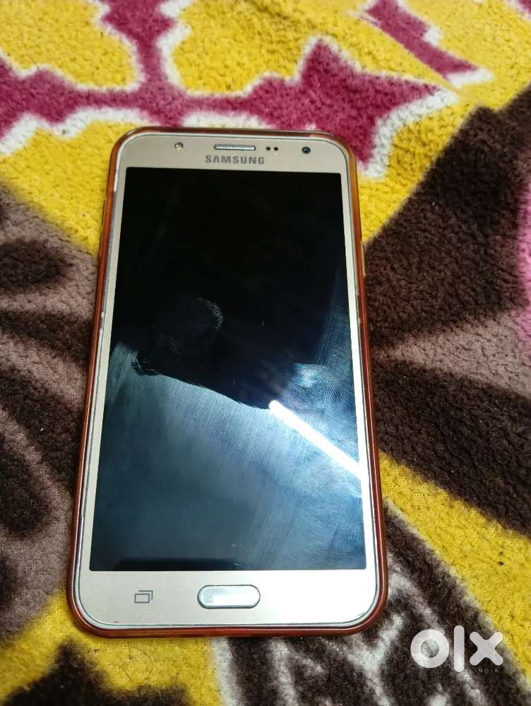 phone badhiya condition mein hai