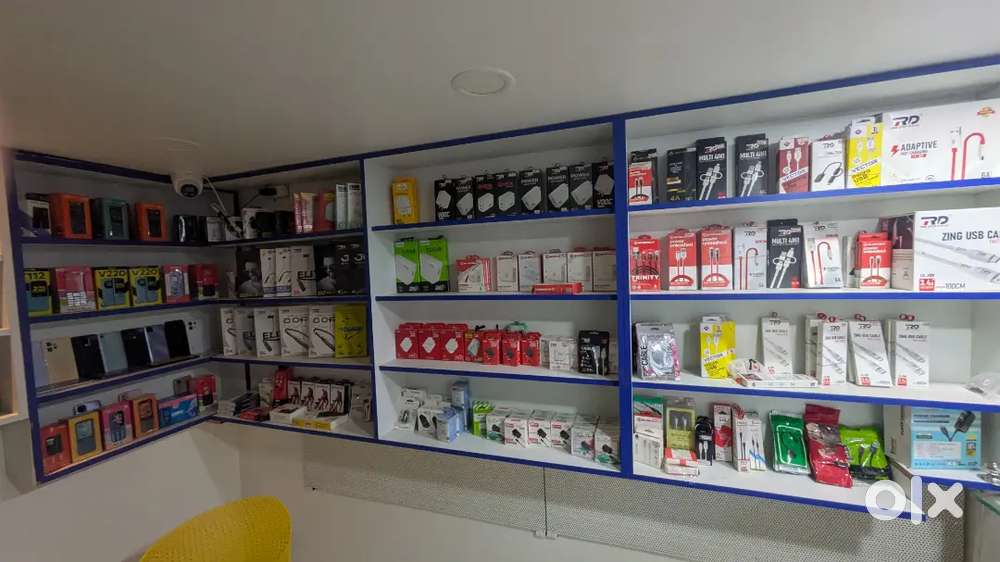 Fully furnished Shop for rent