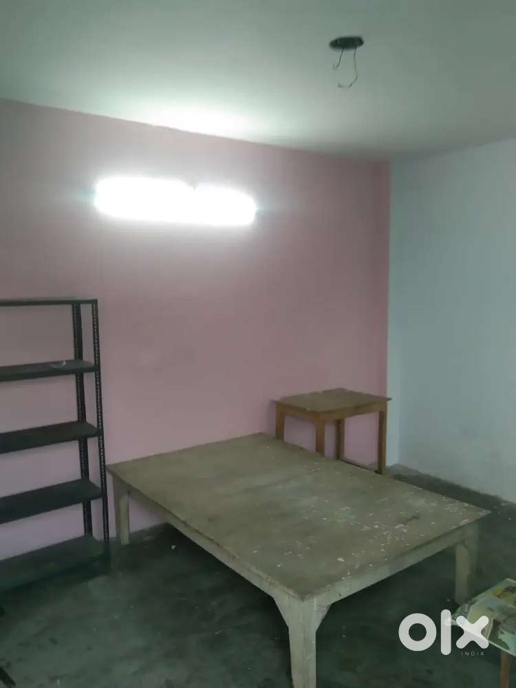 1 room furnished for rent