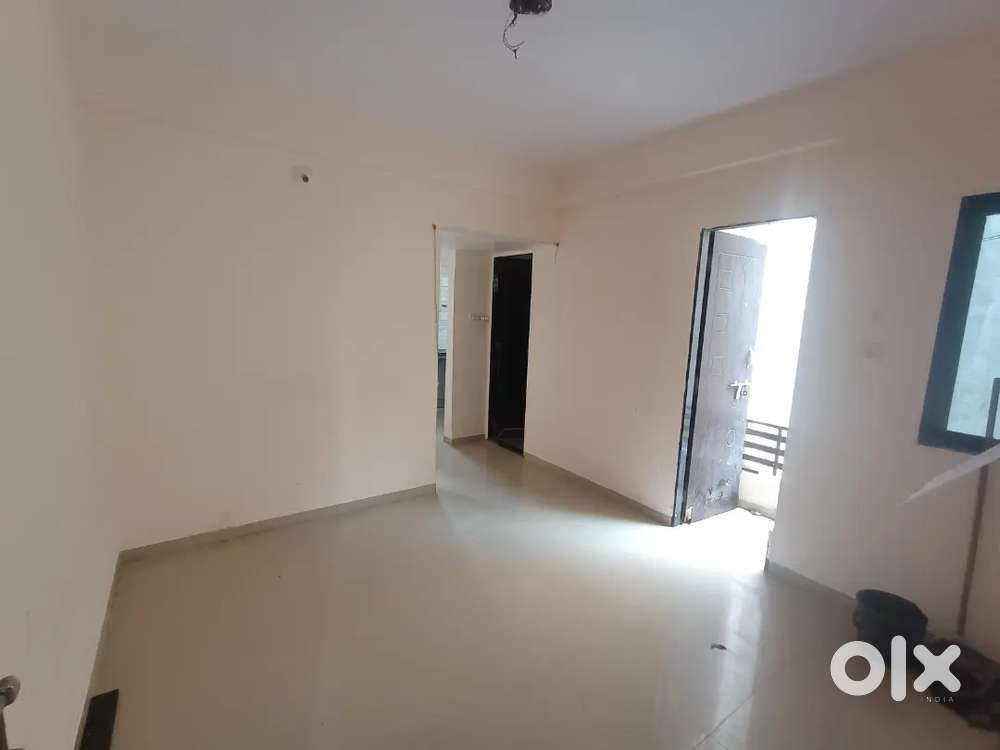 Rent 1bhk flat loc ringroad near skyway hotel