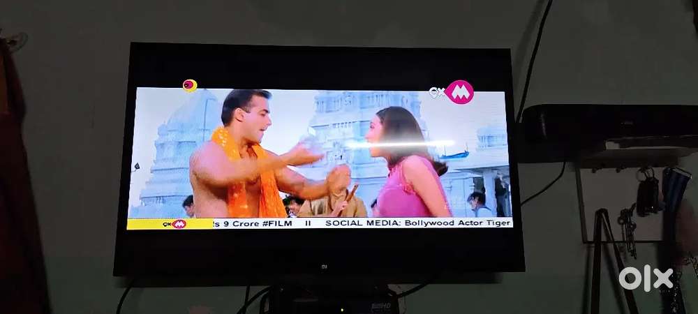 MI 32-inches good tv