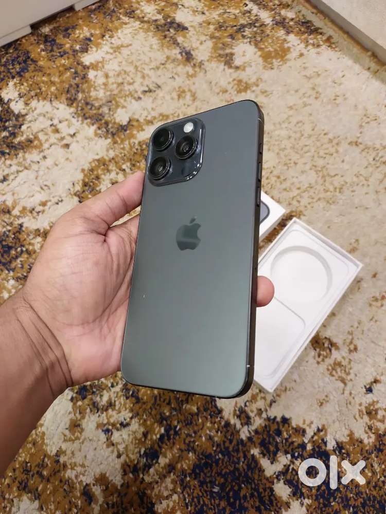 Iphone 15 pro max black titanium 512gb 95% battery good condition