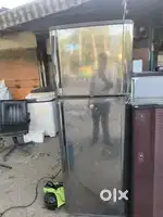 New  modal refrigerator 350 little working condition