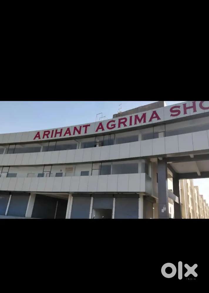 Flat at only 7.51Lac