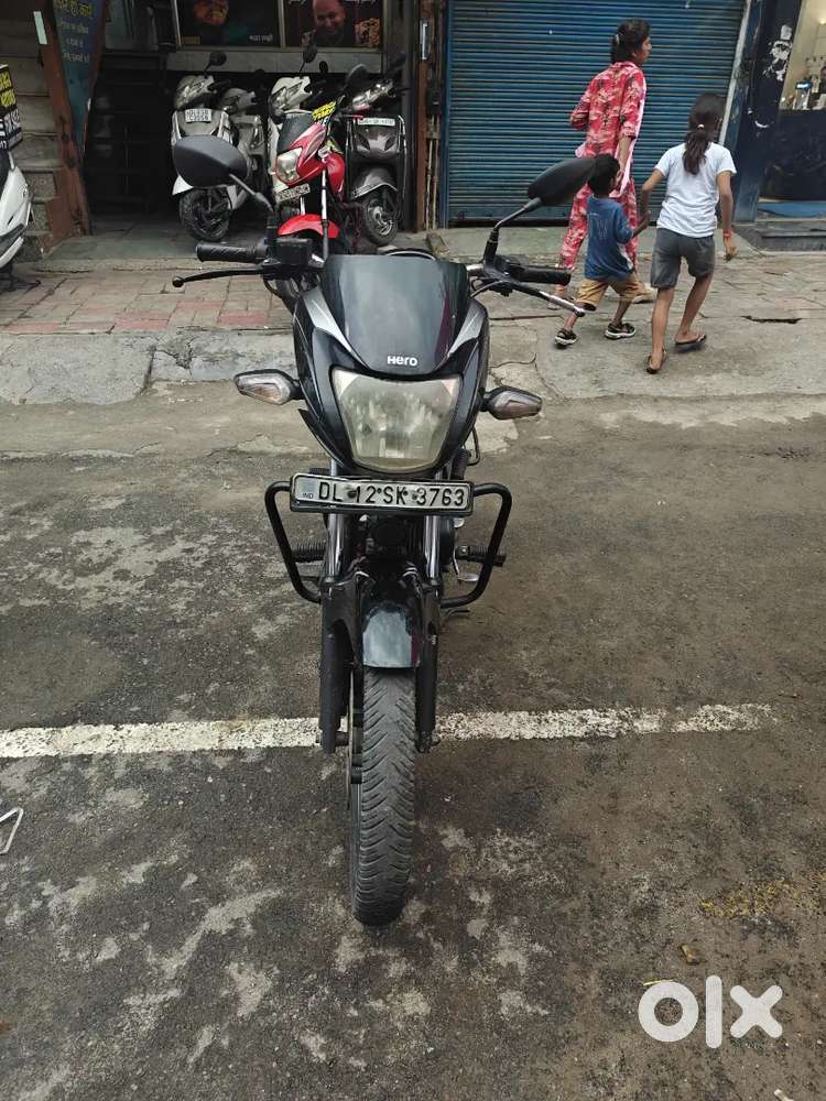 DURGA MOTORS SHOP UTTAM NAGAR NEAR METRO PILLAR NO 670