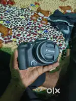 Canon r10 with Rf 50mm 1.8 and other kitsr accessories