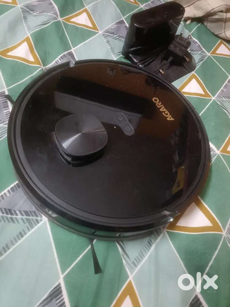 Robot vaccum cleaner