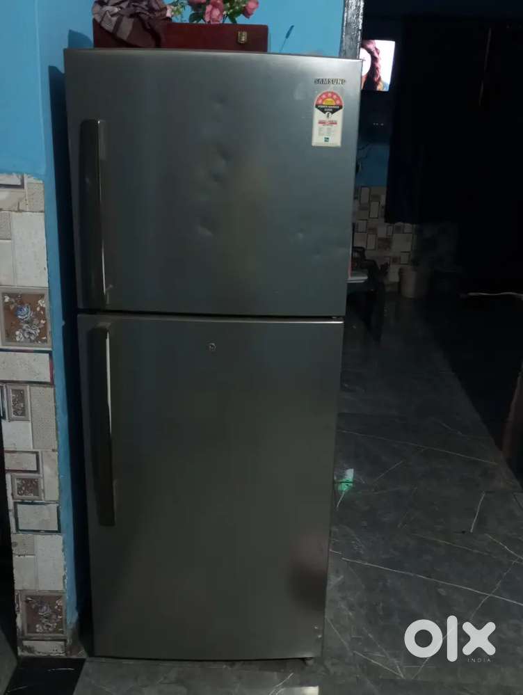 SAMSUNG DOUBLE DOOR REFRIGERATOR