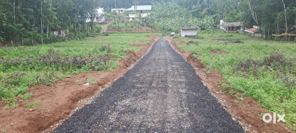 PLOT FOR SALE AT  CHENGAMANAD