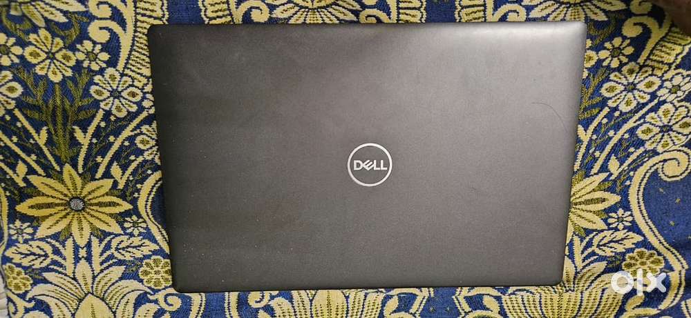 Dell i7 16gb graphic touch screen windons 11 pro