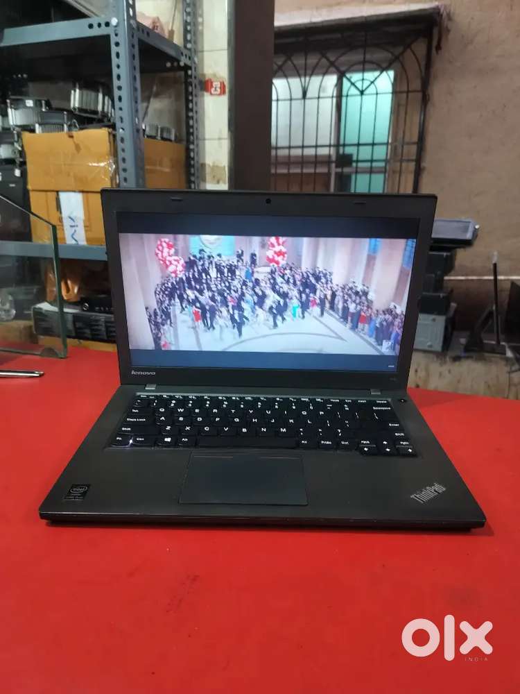 Lenovo i-5 4th generation laptop perfect working and new looking