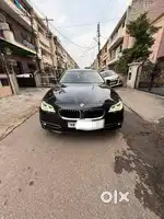 BMW 5 Series 2.0 520i Luxury Line, 2017, Diesel