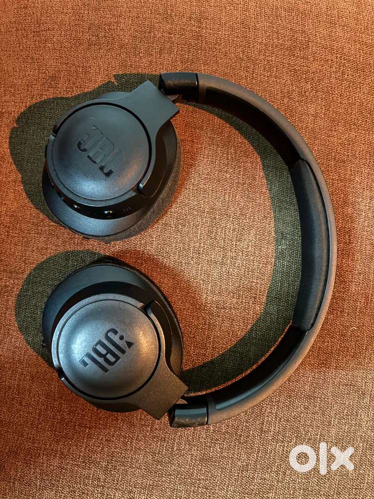 JBL Tune 770NC