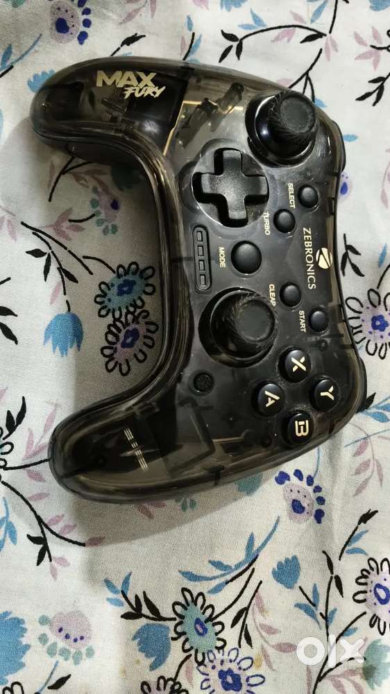 Max Furu gamepad