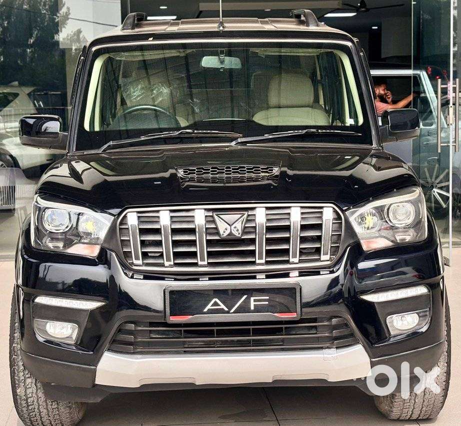 Mahindra Scorpio Classic, 2023, Diesel