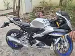 Single hand use