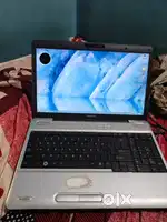 Thoshiba  320 harddisk  15.6 display