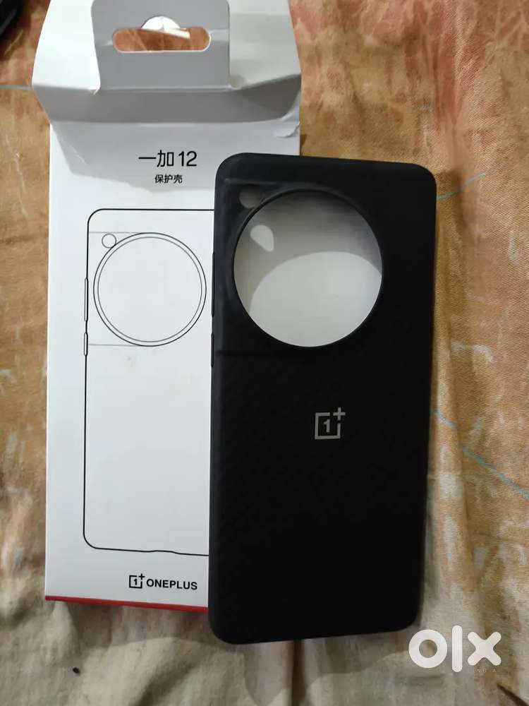 Available for sell branded new oneplus original cases