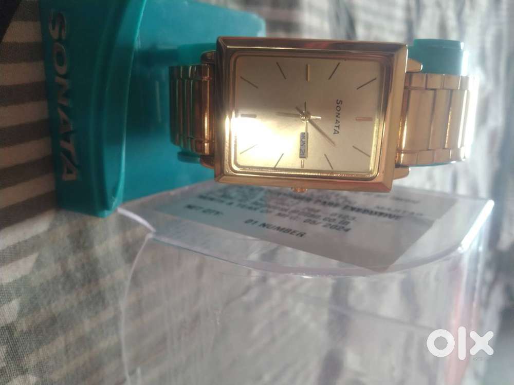 All new branded titan wrist watch