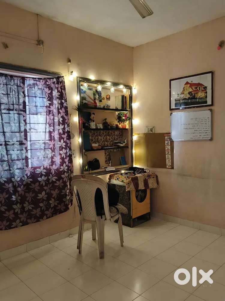 Room available only for girls  it professional