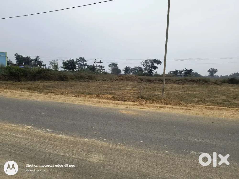 10 Thousand Sq-Ft CNT Free Land For Sell on Main Road. Pichhli.