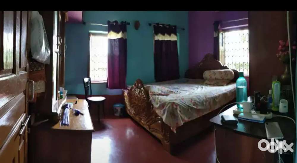 A beautiful house is available for sell at Nalikul station