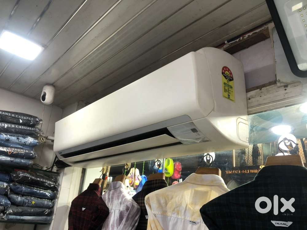 Daikin AC 2-Ton
