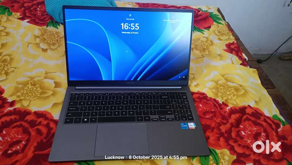 Sumsung galaxy book 4 16/512ssd