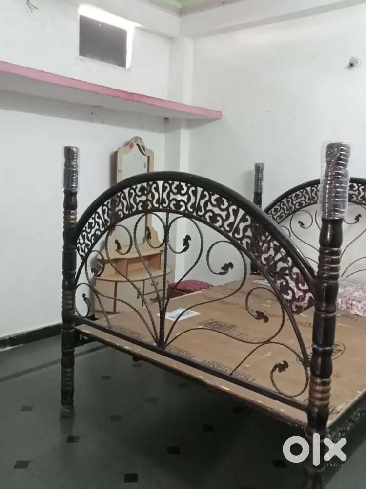 Rent for bachelors and family