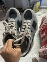 New balance shoes