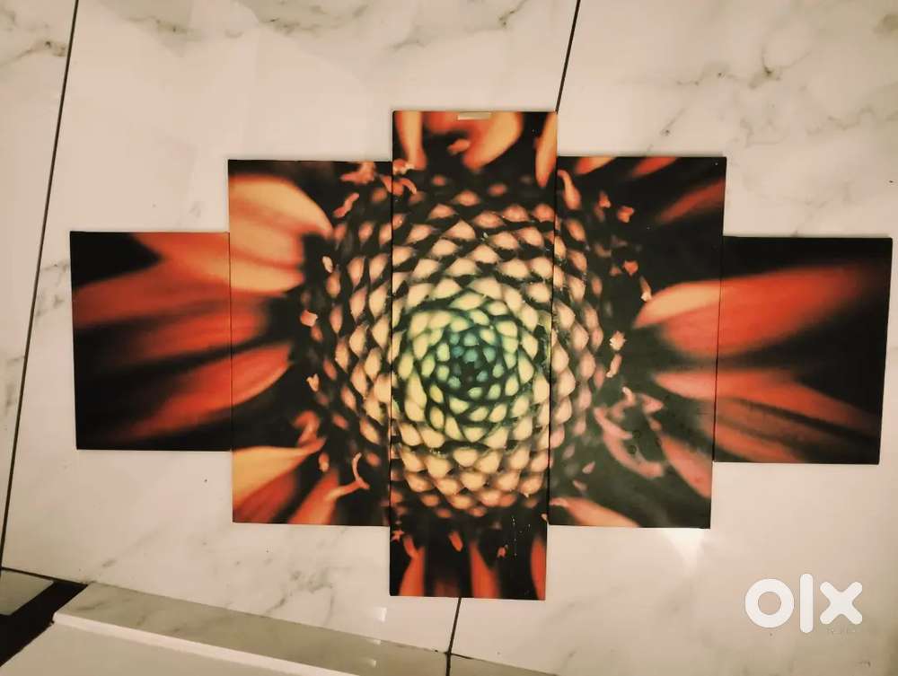 Wallmantrawood framed canvas