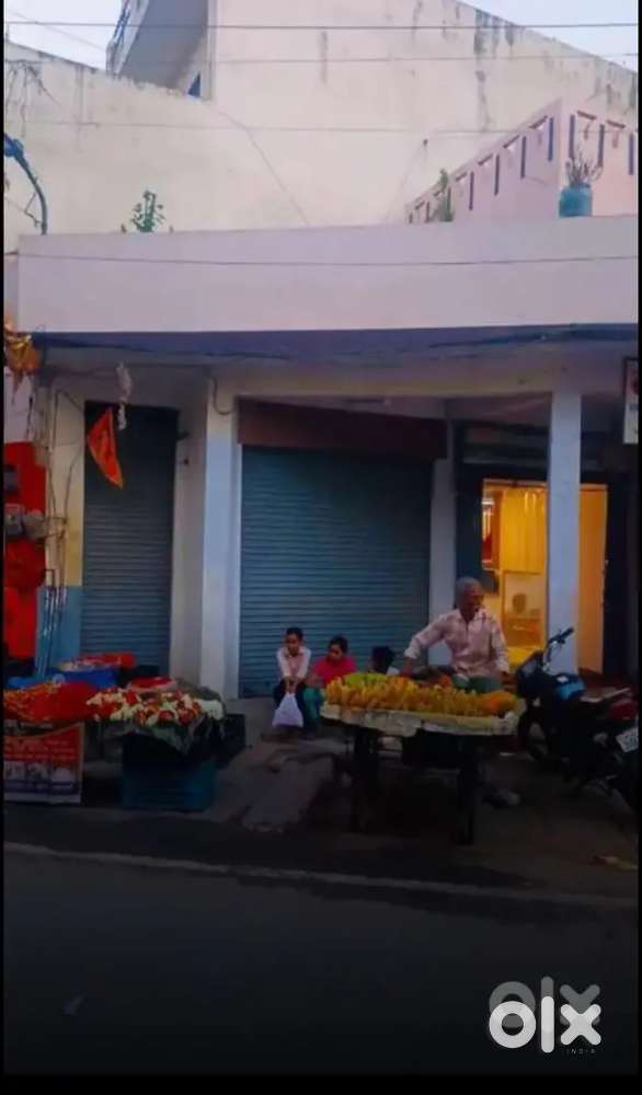 Prime Shop For Rent In Bustling Middle Class Neighbourhood