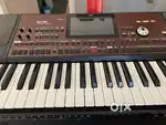 Korg PA 700 almost new