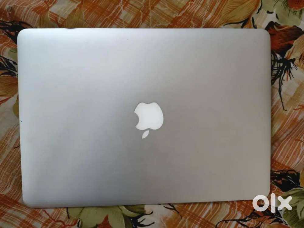 MacBook Air (2017)