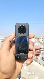 Insta360 X3 camera on rent