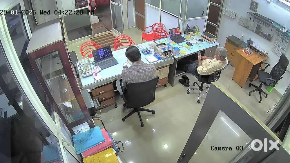 Office assistant come accountant