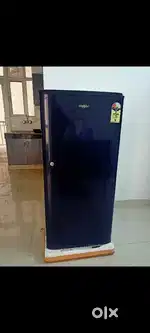 Whirlpool Fridge -- 185 litre