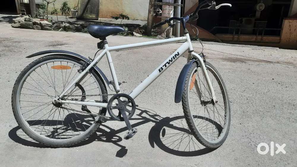 Btwin cycle without gear in good condition
